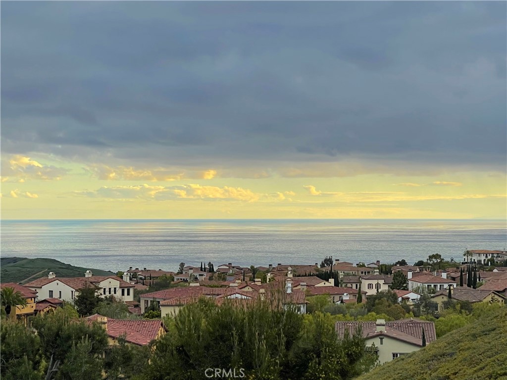 https://media.crmls.org/medias/865dc1f4-f3c8-4fcc-b551-05c0eb0ebd76.jpg?preset=X-Large