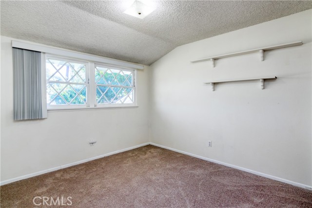 Detail Gallery Image 14 of 24 For 11543 Swinton, Granada Hills,  CA 91344 - 3 Beds | 2 Baths