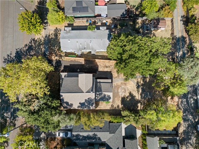 Detail Gallery Image 34 of 41 For 1309 Normal Ave, Chico,  CA 95928 - 5 Beds | 2 Baths