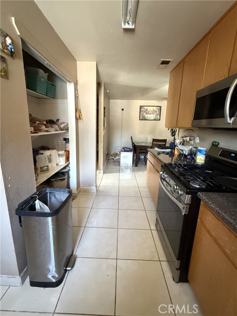 Detail Gallery Image 5 of 19 For 278 Gable Dr., Orland,  CA 95963 - 4 Beds | 2 Baths