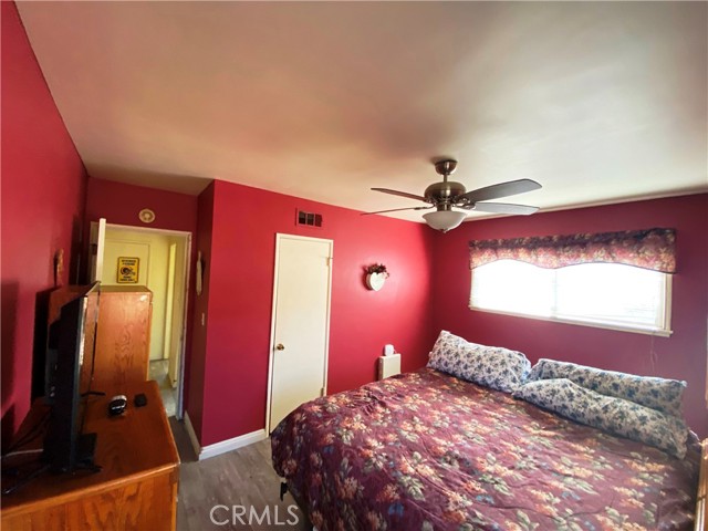14135 Chere Drive, Whittier CA: https://media.crmls.org/medias/865e724b-b11f-4d12-8f2f-2afa9fad82be.jpg
