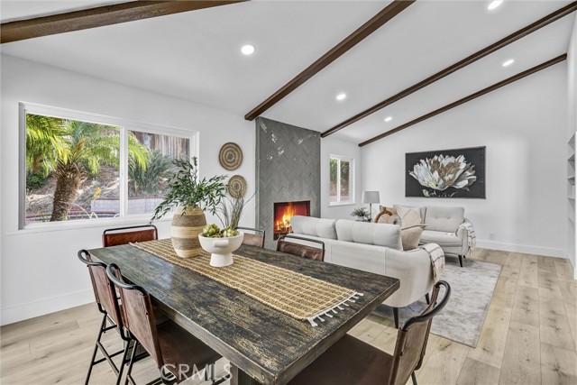 23881 Gates Street, Lake Forest CA: https://media.crmls.org/medias/865e8db7-cb0b-4ad1-8aa1-3ef73b2d76a8.jpg