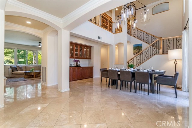 Detail Gallery Image 9 of 75 For 24921 Greensbrier Dr, Stevenson Ranch,  CA 91381 - 6 Beds | 4 Baths