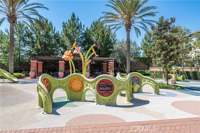 Detail Gallery Image 37 of 54 For 135 Neptune, Irvine,  CA 92618 - 2 Beds | 2/1 Baths
