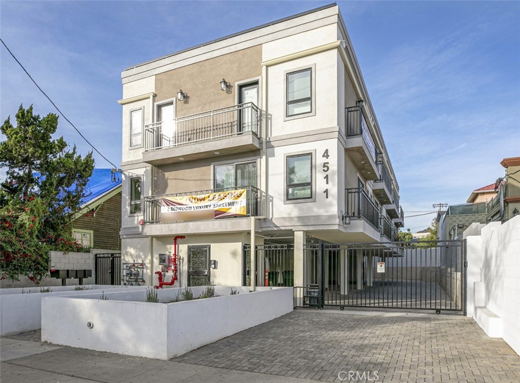 4511 Russell Avenue #4