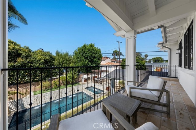 1757 8th Street, Manhattan Beach CA: https://media.crmls.org/medias/865faef0-9280-401f-9ee1-c04d21324018.jpg