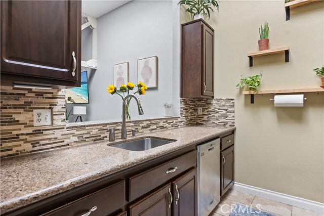 Detail Gallery Image 13 of 23 For 5744 E Creekside Ave #58,  Orange,  CA 92869 - 1 Beds | 1 Baths