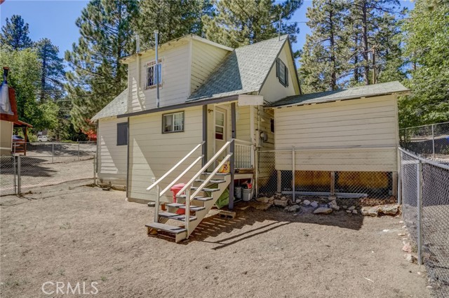 Detail Gallery Image 34 of 61 For 937 Cameron Dr, Big Bear Lake,  CA 92315 - 2 Beds | 1/1 Baths