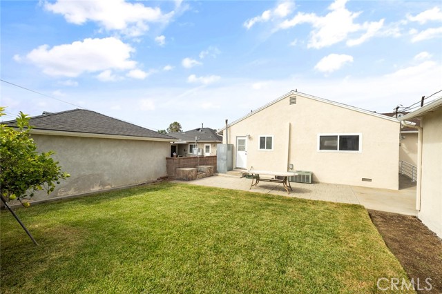 2058 Vancouver Avenue, Monterey Park CA: https://media.crmls.org/medias/866079f5-dd01-4adc-92db-727a5948f0d5.jpg