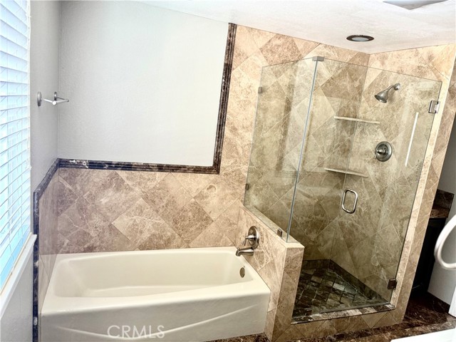 Detail Gallery Image 14 of 23 For 22962 Giant Fir Pl, Canyon Lake,  CA 92587 - 3 Beds | 2 Baths