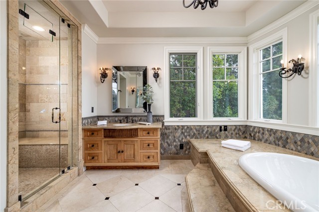 Image 27 of 71 For 11262 Skyline