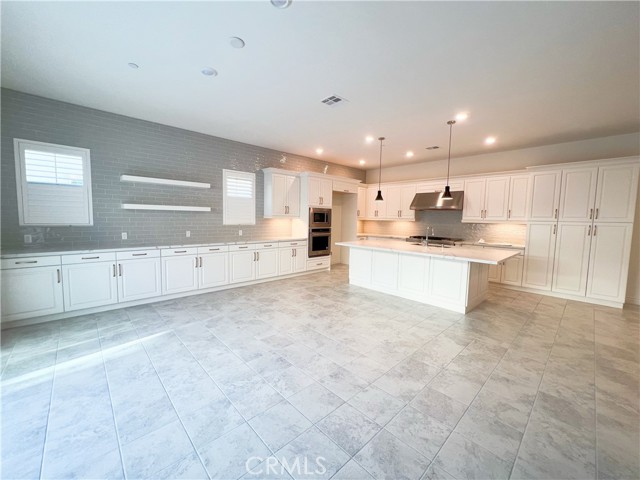 Detail Gallery Image 3 of 15 For 122 Gemini, Irvine,  CA 92618 - 4 Beds | 4 Baths