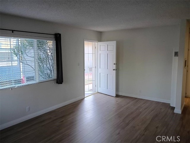 Detail Gallery Image 8 of 36 For 233 S Minnesota Ave, Glendora,  CA 91741 - 2 Beds | 1 Baths