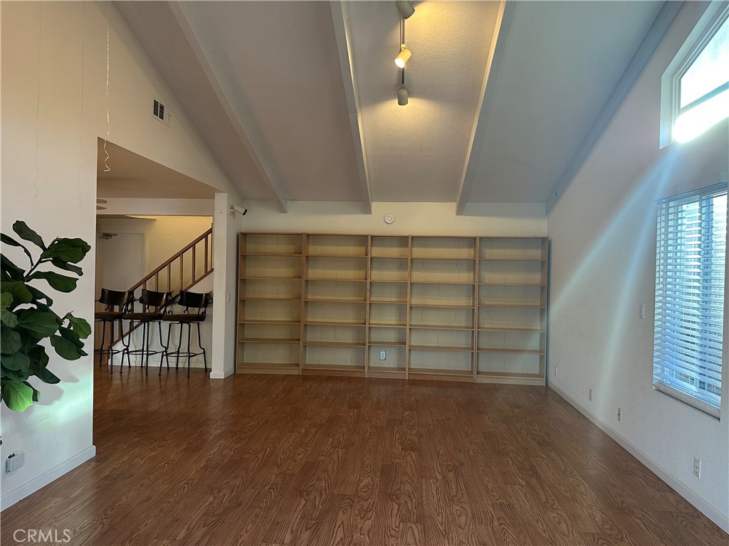 MLS #PW25280408 image #4