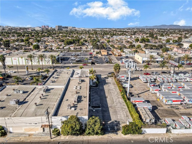 994 South La Brea Avenue, Inglewood, California 90301, ,Commercial Lease,For Rent,994 South La Brea Avenue,CRSB25022780