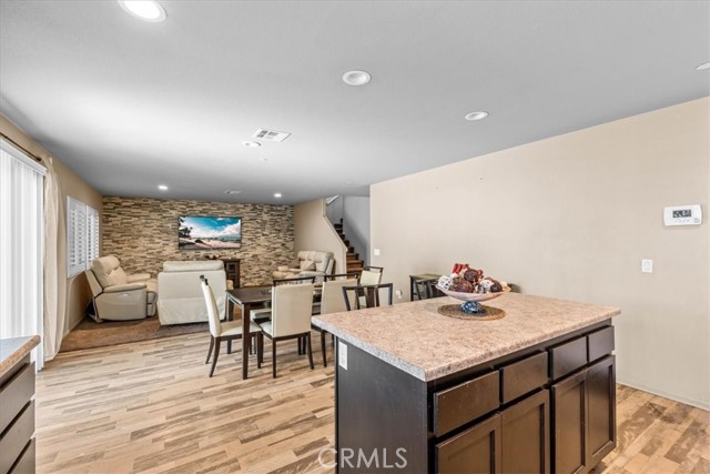 Detail Gallery Image 12 of 39 For 6978 Alderwood Dr, Fontana,  CA 92336 - 3 Beds | 2/1 Baths