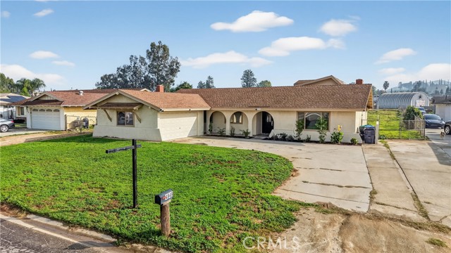 Detail Gallery Image 2 of 40 For 4949 California Ave, Norco,  CA 92860 - 4 Beds | 2 Baths