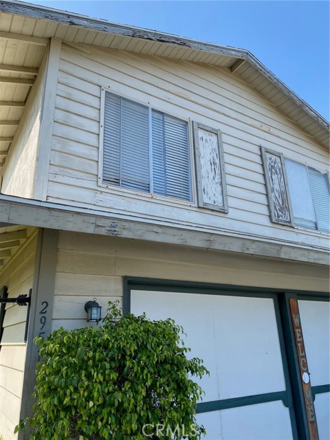 2951 Helm Street photo 1