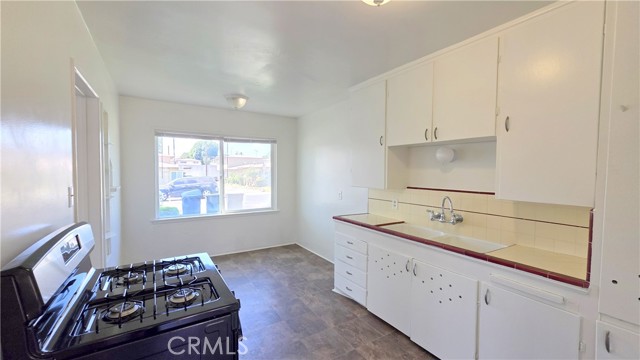 Detail Gallery Image 5 of 13 For 314 N Beverly Ct a,  Ontario,  CA 91762 - 1 Beds | 1 Baths