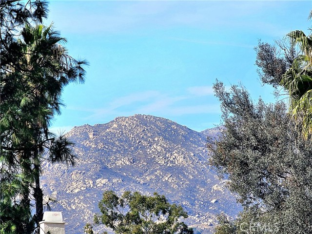 Detail Gallery Image 17 of 18 For 11981 Franklin St, Moreno Valley,  CA 92557 - 3 Beds | 2 Baths