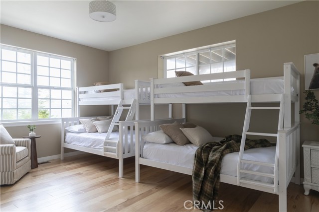 Detail Gallery Image 19 of 37 For 28537 North Shore, Lake Arrowhead,  CA 92352 - 4 Beds | 4/1 Baths