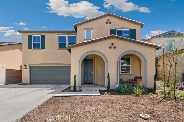 Detail Gallery Image 1 of 29 For 5085 Hoss Cir, Hemet,  CA 92545 - 4 Beds | 3 Baths