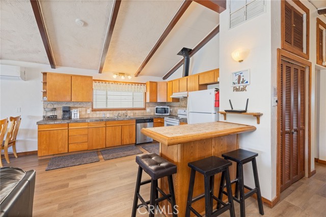 Detail Gallery Image 23 of 65 For 37744 Shoreline Dr, Bass Lake,  CA 93604 - 4 Beds | 2 Baths