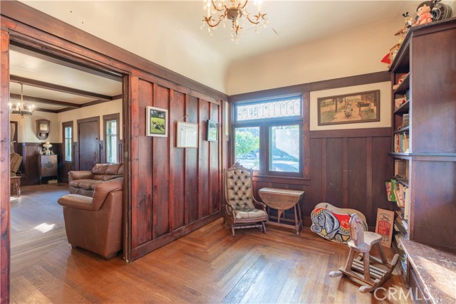 7914 Magnolia Avenue, Riverside CA: https://media.crmls.org/medias/86690d95-f1b5-48b7-97f9-3d3c129d1338.jpg