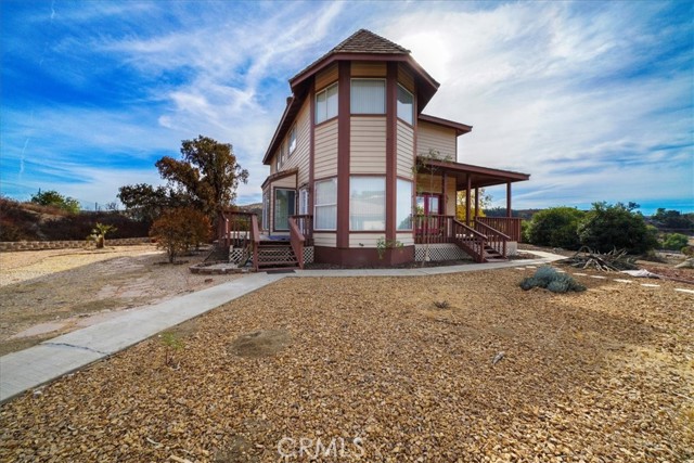 Detail Gallery Image 3 of 43 For 38720 Calle De Torres, Temecula,  CA 92592 - 4 Beds | 3 Baths