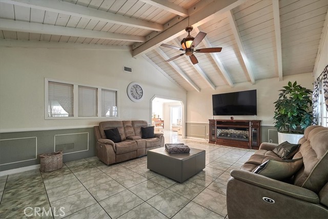 Detail Gallery Image 31 of 52 For 6372 Larchwood Dr, Huntington Beach,  CA 92647 - 4 Beds | 2 Baths