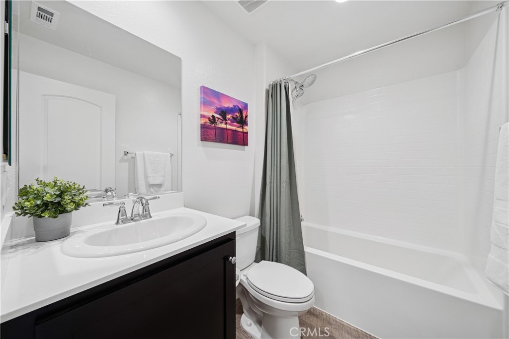 MLS #OC25259343 image #23