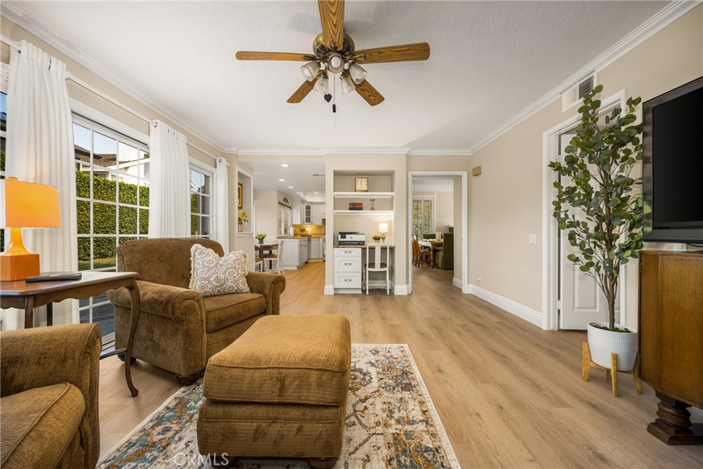 MLS #OC25253550 image #30