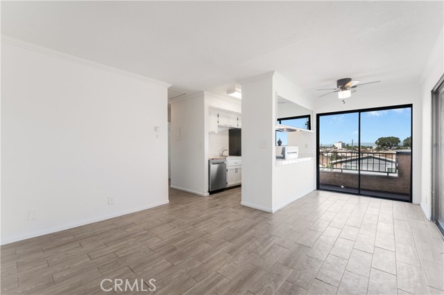 Detail Gallery Image 10 of 36 For 1168 E 10th St #213,  Long Beach,  CA 90813 - 2 Beds | 2 Baths