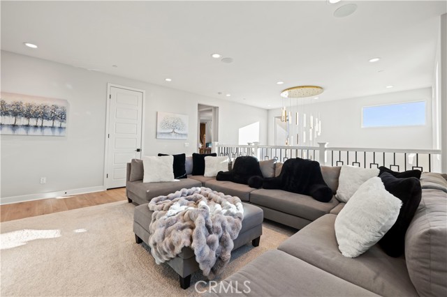 Detail Gallery Image 52 of 57 For 28618 Bloom, Saugus,  CA 91350 - 5 Beds | 4/1 Baths