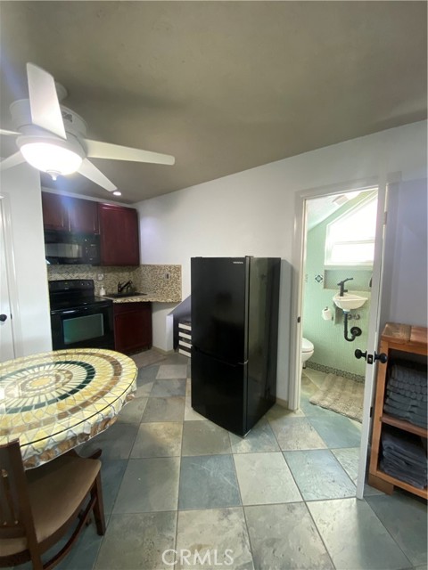 Detail Gallery Image 12 of 33 For 631 Benson Way #B,  Thousand Oaks,  CA 91360 - 1 Beds | 1/1 Baths