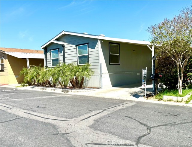 2505 Foothill Boulevard, San Bernardino CA: https://media.crmls.org/medias/866c21ff-545c-438d-b52f-f0f55339dfe8.jpg