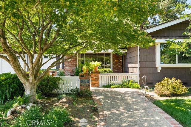 Detail Gallery Image 2 of 49 For 1671 Plumas Way, Chico,  CA 95926 - 3 Beds | 2 Baths
