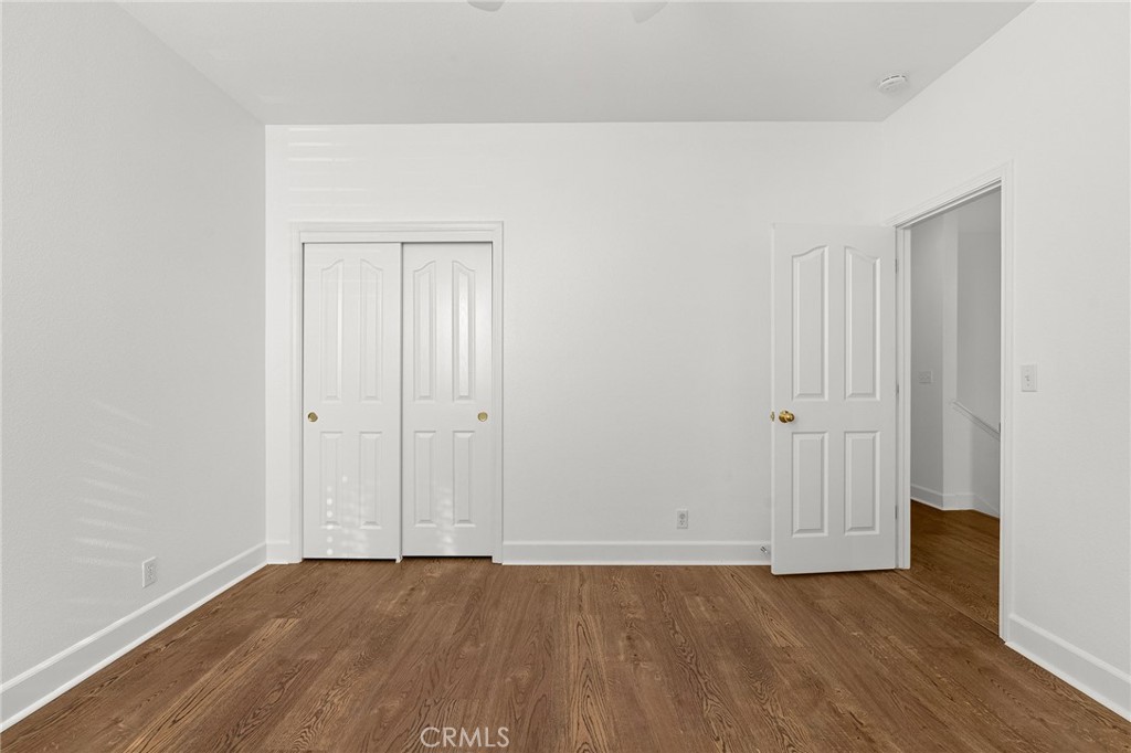 https://media.crmls.org/medias/866d2f0a-48ff-437e-8987-c7dcb173c296.jpg?preset=X-Large