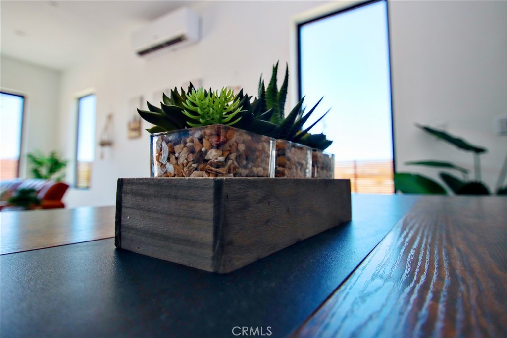 MLS #PW25231303 image #13