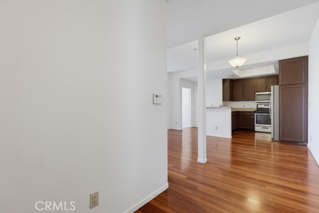 1522 South Saltair Ave, 206 photo 7