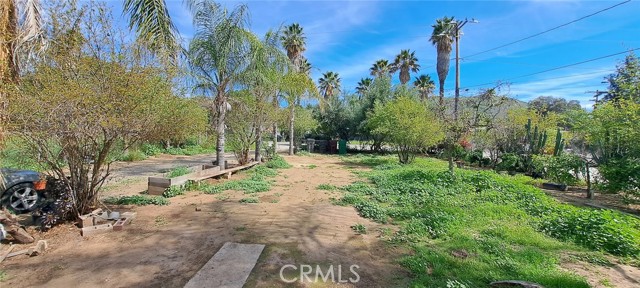 Detail Gallery Image 4 of 8 For 25767 Creag Ave, Homeland,  CA 92548 - 2 Beds | 1/1 Baths