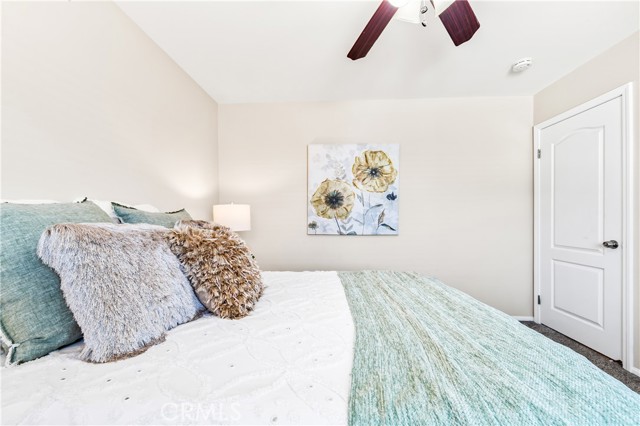 18202 Foss Lane, Huntington Beach CA: https://media.crmls.org/medias/866f18a4-3203-44be-bb8d-56147e4c9c0a.jpg