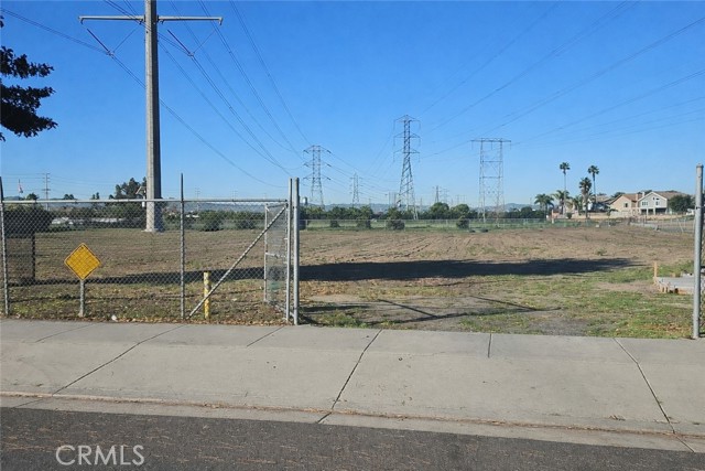 Detail Gallery Image 2 of 4 For 14000 San Antonio, Chino,  CA 91710 - – Beds | – Baths