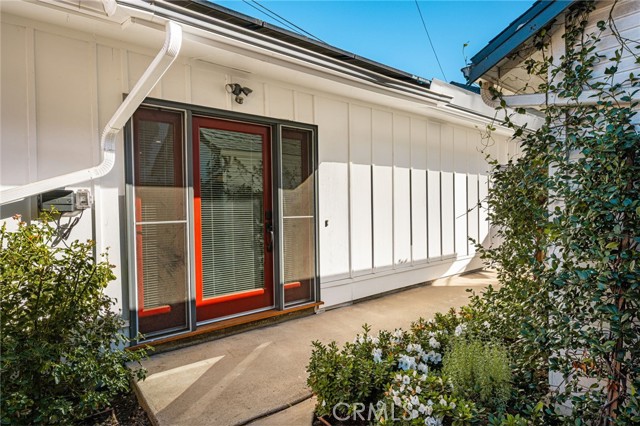 373 Gladys Avenue photo 32