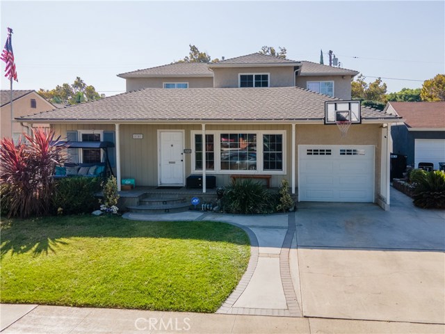 5707 Oliva Ave, Lakewood, CA 90712