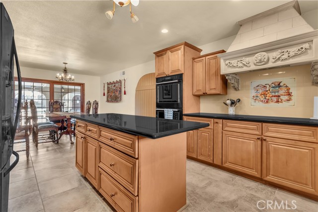 Detail Gallery Image 20 of 32 For 2554 W Avenue J14, Lancaster,  CA 93536 - 5 Beds | 3 Baths