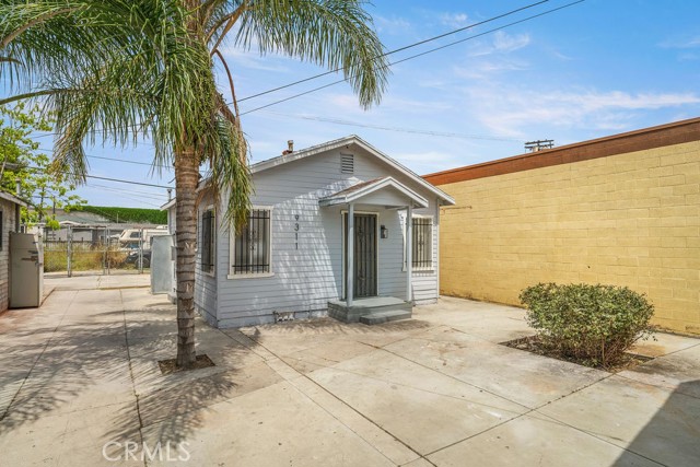 Detail Gallery Image 2 of 19 For 9309 S Broadway, Los Angeles,  CA 90003 - – Beds | – Baths