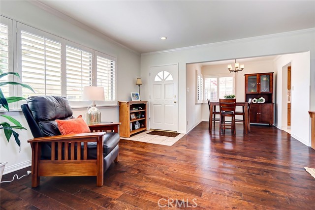 2906 Perkins Lane, Redondo Beach, California 90278, 4 Bedrooms Bedrooms, ,2 BathroomsBathrooms,Residential,Sold,Perkins,SB23084856