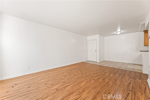 20327 Saticoy Street, Winnetka CA: https://media.crmls.org/medias/86714129-07bf-48bc-a929-57903881fb71.jpg