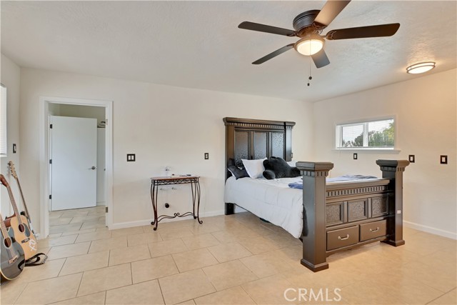 828 Tehama Avenue, Oroville CA: https://media.crmls.org/medias/86715759-0f19-4eeb-b1f3-c2d27b4c7848.jpg